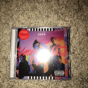 5SOS Youngblood CD